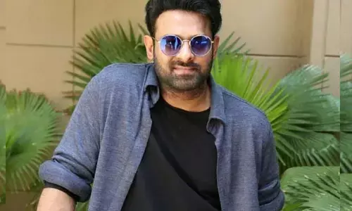 అభిమాని చివరి కోరిక తీర్చిన ప్రభాస్.. వీడియో వైరల్