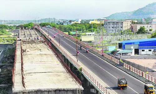 ఆర్వోబీల నిర్మాణంలో ఇంత జాప్యమా?