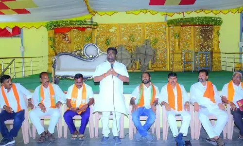ప్రభుత్వ వైఫల్యాలను ప్రజల్లోకి తీసుకెళ్లాలి: తల్లోజు ఆచారి