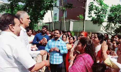 సీనియారిటి ప్రకారం డీఎమ్​హెచ్​వోలు ఇవ్వాలి