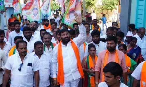 ప్రజా సమస్యల పరిష్కారం కోసం కృషి చేస్తా: మాజీ ఎమ్మెల్యే కూన శ్రీశైలం గౌడ్