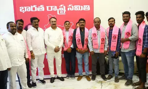 ఏపీలో బీఆర్ఎస్ పార్టీకి విశేష స్పందన: తోట చంద్రశేఖర్