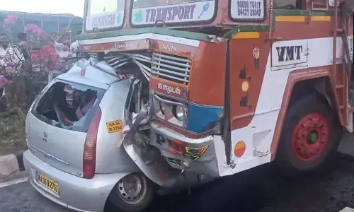 కర్ణాటకలో ఘోర రోడ్డు ప్రమాదం.. ఆరుగురు మృతి