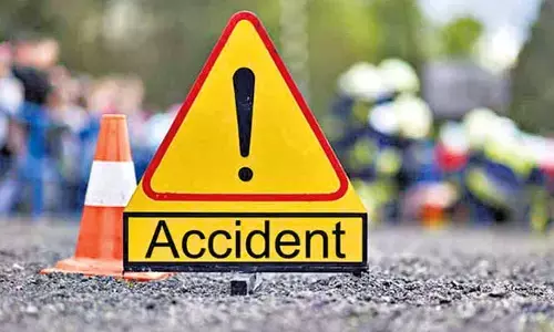 ఘోర బస్సు ప్రమాదం.. నలుగురు దుర్మరణం