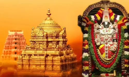 Tirumala : తిరుమలలో కొనసాగుతున్న రద్దీ.. దర్శనానికి ఎన్ని గంటలు..?