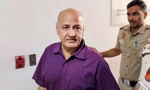 ఢిల్లీ లిక్కర్ స్కాం కేసు: 43 సిమ్ కార్డులు మార్చిన సిసోడియా!