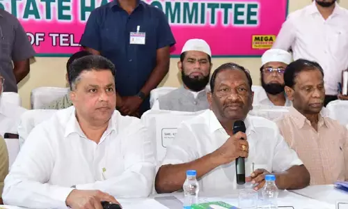 తెలంగాణ హజ్ యాత్రికులకు ప్రత్యేక సౌకర్యాలు: మంత్రి కొప్పుల ఈశ్వర్
