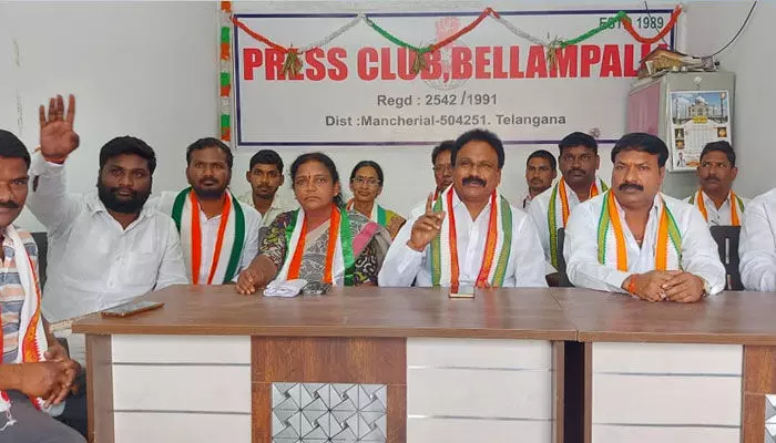 లోకల్ క్యాండేట్లకే టికెట్ ఇవ్వాలి... లోకల్ క్యాండేట్లకే టికెట్ ఇవ్వాలి...