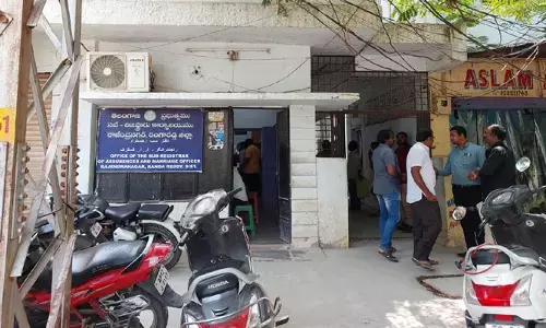 అద్దె భవనాల్లో ప్రభుత్వ ఆఫీసులు
