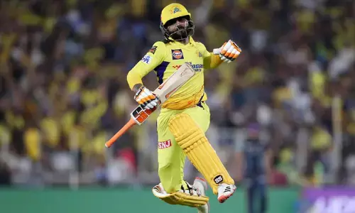 ఐపీఎల్ 2023 ఫైనల్: చక్రం తిప్పిన జడేజా.. ఐదో టైటిల్ గెలిచిన చెన్నై