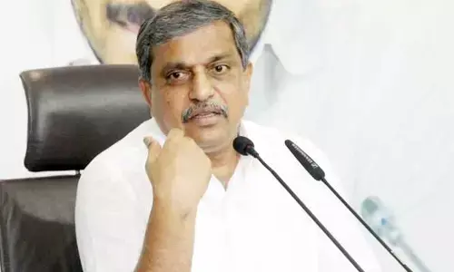 గుంటనక్కలు నిద్రలేచాయి.. ఏమరపాటుగా ఉంటే ఖతమే!
