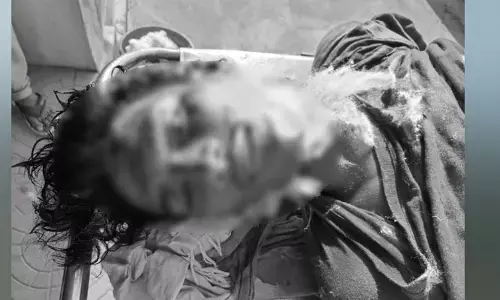ఆటో, ద్విచక్ర వాహనం ఢీ యువకుని మృతి..