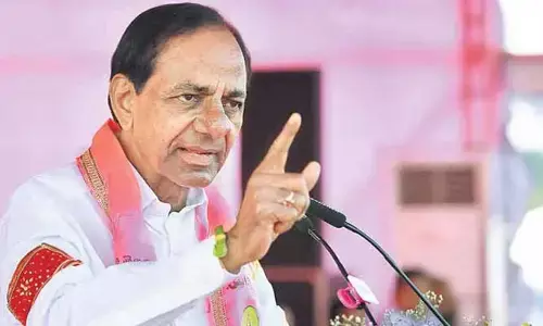 KCR : అర్చకులకు సీఎం కేసీఆర్ భారీ గుడ్ న్యూస్