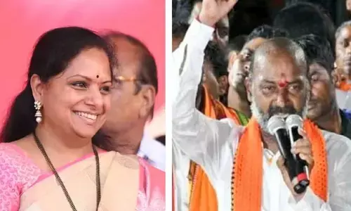 నిజామాబాద్‌లో ఆసక్తికర సన్నివేశం.. ఓ ఫంక్షన్‌లో బండి సంజయ్, ఎమ్మెల్సీ కవిత పలకరింపులు