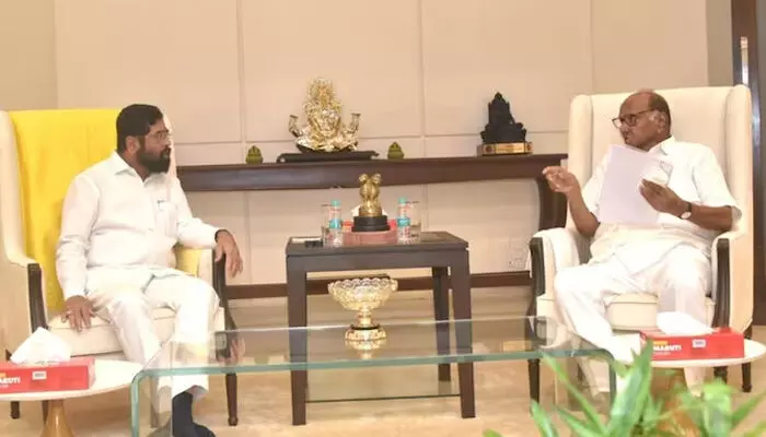 మహారాష్ట్ర సీఎం ఏక్నాథ్ షిండేతో శరద్ పవార్ భేటీ మహారాష్ట్ర సీఎం ఏక్నాథ్ షిండేతో శరద్ పవార్ భేటీ