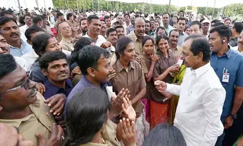 TSRTC ఉద్యోగులకు తీపికబురు