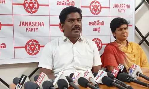 Visakha: ఏం సాధించారని వైసీపీ వేడుకలు..?