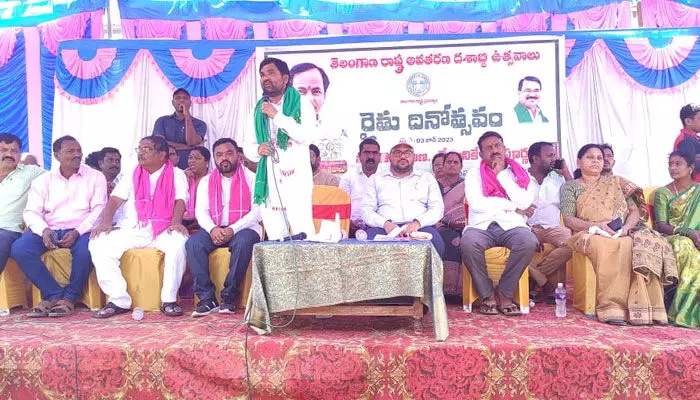 రైతు సంక్షేమానికి పెద్దపీట వేసిన సీఎం కేసీఆర్.. ఎమ్మెల్యే దుర్గం చిన్నయ్య రైతు సంక్షేమానికి పెద్దపీట వేసిన సీఎం కేసీఆర్.. ఎమ్మెల్యే దుర్గం చిన్నయ్య