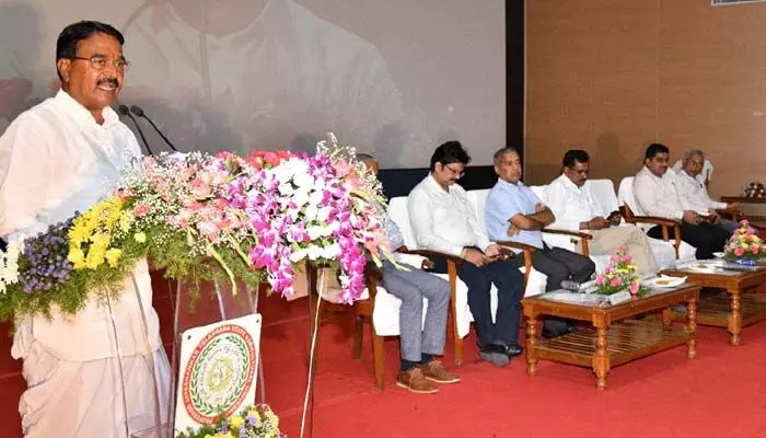 సుస్థిర వ్యవసాయానికి ఆనవాలుగా నిలిచిన తెలంగాణ: మంత్రి నిరంజన్ రెడ్డి సుస్థిర వ్యవసాయానికి ఆనవాలుగా నిలిచిన తెలంగాణ: మంత్రి నిరంజన్ రెడ్డి
