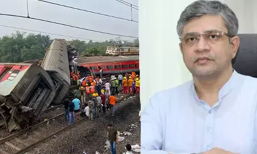 రైల్వే మంత్రి రాజీనామాకు డిమాండ్.. గతంలో రిజైన్ చేసిన రైల్వే మంత్రులు వీరే