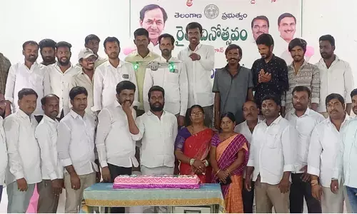 మర్కుక్‌లో ఘనంగా హరీష్ రావు జన్మదిన వేడుకలు