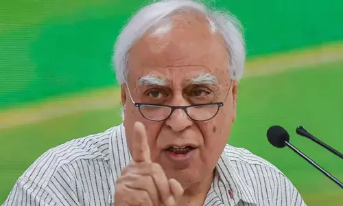 సబ్ కా సాథ్ నహీ.. బ్రిజ్ భూషణ్ కా సాథ్: కపిల్ సిబల్ సెటైర్లు