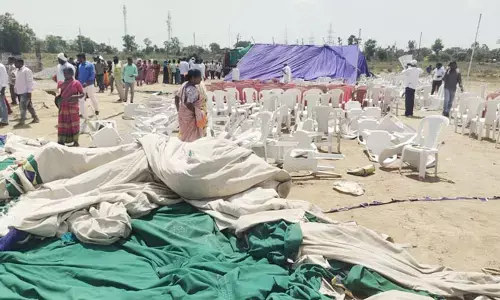 రైతు దినోత్సవ వేడుకల్లో అపశృతి