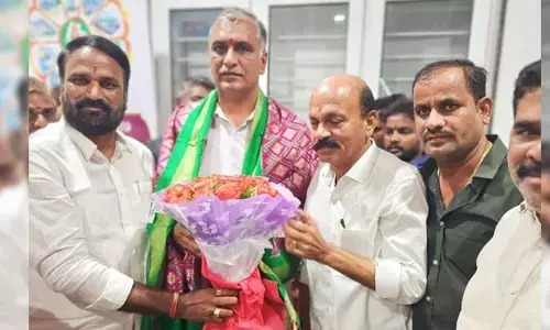 మంత్రి హరీష్ రావుకు జన్మదిన శుభాకాంక్షలు తెలిపిన చింతా