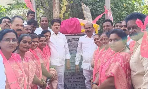 అభివృద్ధి పనులను ప్రారంభించిన ఎమ్మెల్యే మాధవరం..