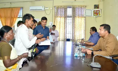 పట్టు వదల్లే.. ఆశ చావలే.. శభాష్ అంజన్న