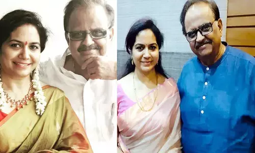 ఆ విషయంలో దేవుడ్ని ఎప్పటికీ నిందిస్తూనే ఉంటా: సింగర్ సునీత