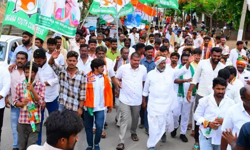 రాష్ట్రంలో పెత్తందారి పాలన కొనసాగుతుంది..