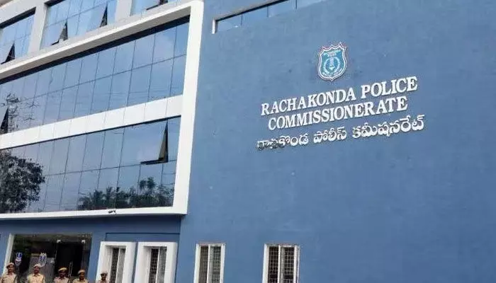 గంటల్లోనే సంచలన కేసును ఛేదించిన రాచకొండ పోలీసులు గంటల్లోనే సంచలన కేసును ఛేదించిన రాచకొండ పోలీసులు