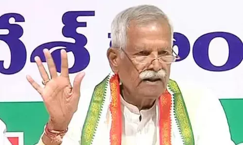 TG News : రైతులకు బేడీలు.. రైతు కమిషన్ సీరియస్