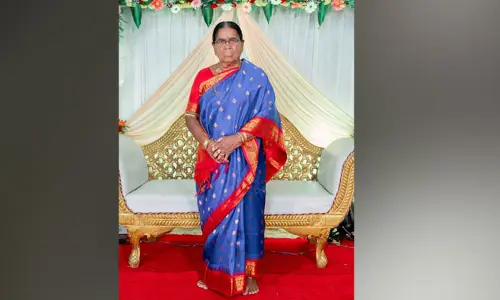 వృద్ధురాలి హత్య.. ఇంట్లో దోపిడి..