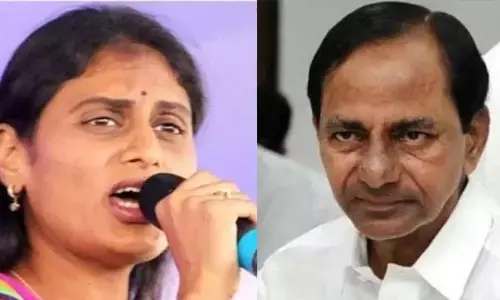 YS Sharmila:  అమరవీరుల స్థూప రూపకర్త యాదగిరినీ కేసీఆర్ మోసం చేసిండు..