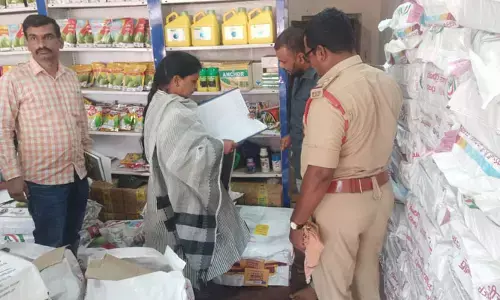 నకిలీ విత్తనాలు అమ్మితే కఠిన చర్యలు