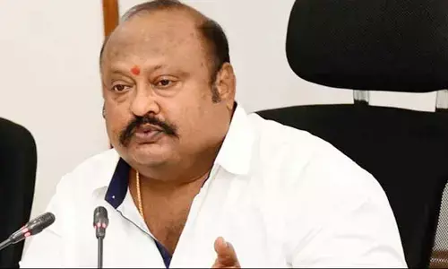 ధాన్యం కొనుగోలు కేంద్రాల మూసివేతపై వారిదే ఫైనల్ డెసిషన్: మంత్రి గంగుల కమలాకర్