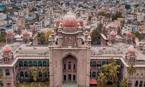 అన్ని పిటిషన్లను కొట్టేసిన హైకోర్టు