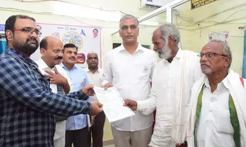 ధరణి పోర్టల్ ఒక అద్భుతం : మంత్రి హరీష్ రావు