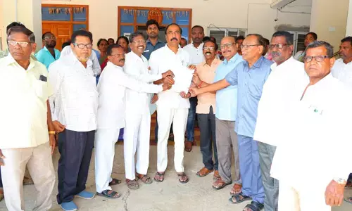 సీనియర్ సిటీజన్లు, పెన్షనర్లకు ప్రభుత్వం భరోసా : ఎమ్మెల్యే సంజయ్ కుమార్