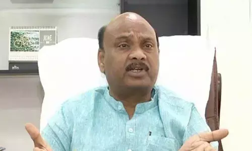 Ayyannapatrudu: అవినాశ్‌రెడ్డిని కాపాడటమే వైసీపీ ఎంపీల పని