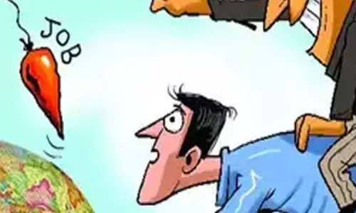 ఔట్సోర్సింగ్ ఉద్యోగాల పేరుతో ఏజెన్సీల మాయ..