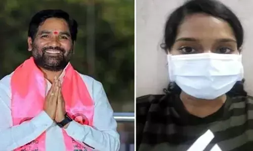 ఇదెక్కడి న్యాయం?.. కేసీఆర్‌, కేటీఆర్‌లకు శేజల్‌ సూటి ప్రశ్న