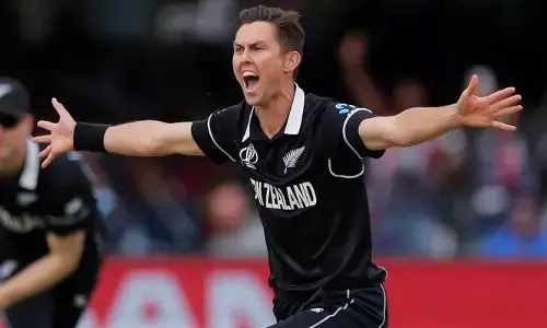 Trent Boult :న్యూజిలాండ్‌ స్టార్‌ పేసర్‌ సంచలన నిర్ణయం..
