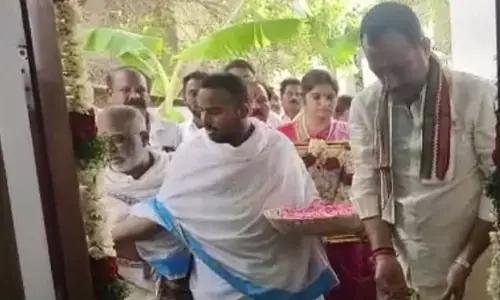 జగనన్న భవన్ ప్రారంభం