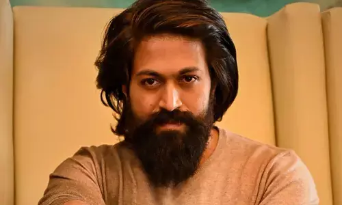 హీరో పుట్టిన రోజు సందర్భంగా విషాదం: విద్యుత్ షాక్‌తో ముగ్గురు అభిమానుల మృతి