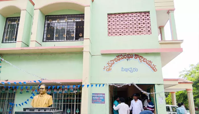ఆ మున్సిపాల్టీలో అవినీతి తిష్ట..! ఆ మున్సిపాల్టీలో అవినీతి తిష్ట..!