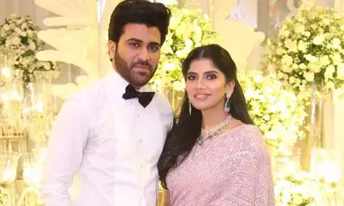 హీరో శర్వానంద్ రిసెప్షన్‌కు హాజరైన రాజకీయ నేతలు, సినీ ప్రముఖులు.. ఫొటోస్