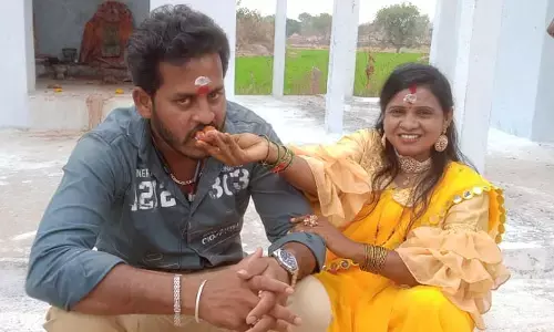 దివ్యాంగురాలితో యువకుడి ప్రేమ, పెళ్లి.. తండ్రి ఎంట్రీతో సీన్ రివర్స్..